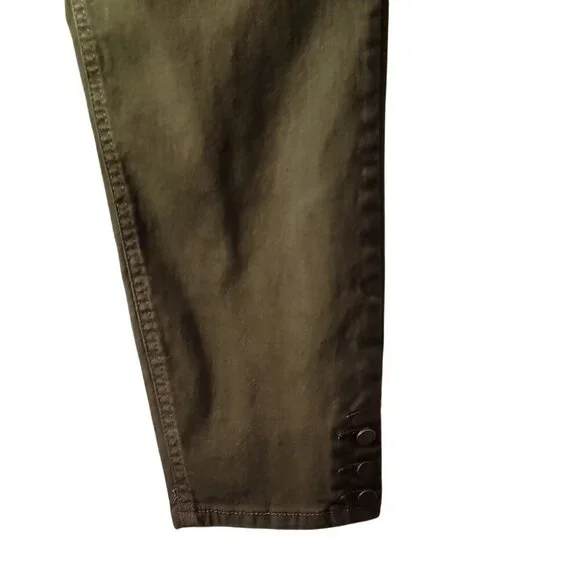 New Directions Olive Green Womens Pants Size 14P Button Detail Ankle Hem Casual - Picture 12 of 15